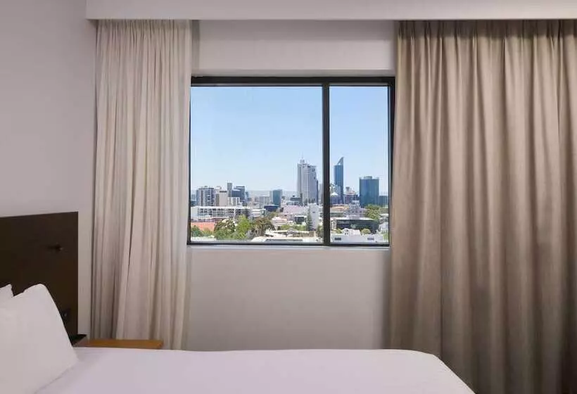 ダブルベッドスタンダードルーム, Holiday Inn West Perth, An Ihg