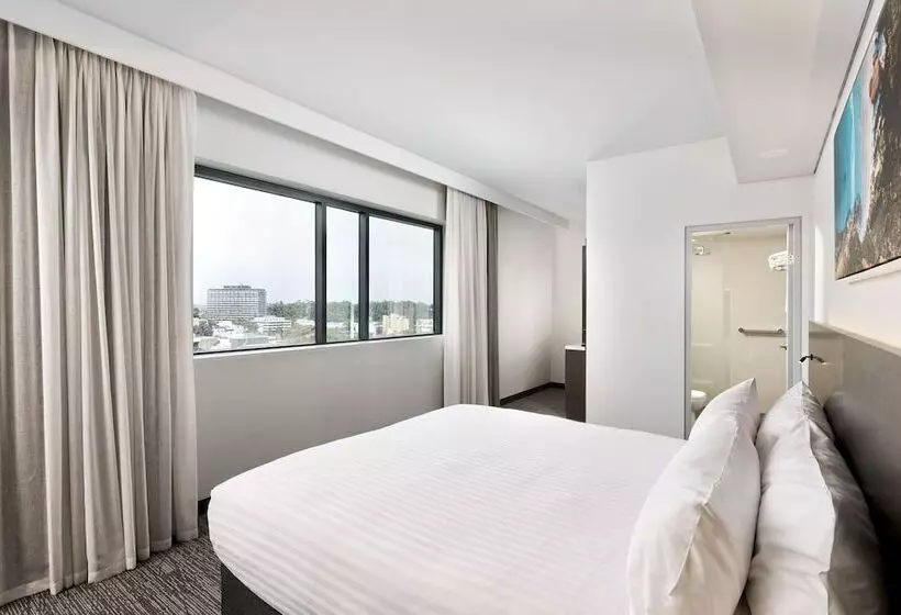 プレミアムルーム, Holiday Inn West Perth, An Ihg