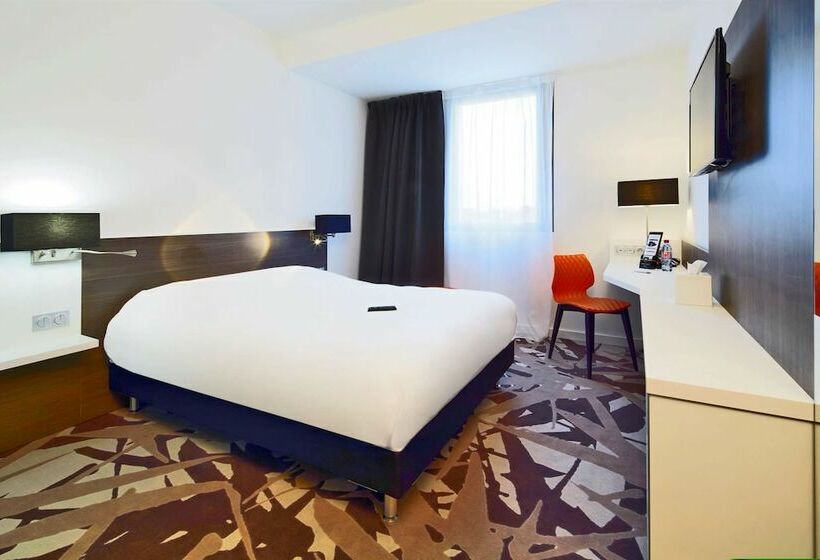 اتاق استاندارد با تخت دوبل, Kyriad Troyes Centre