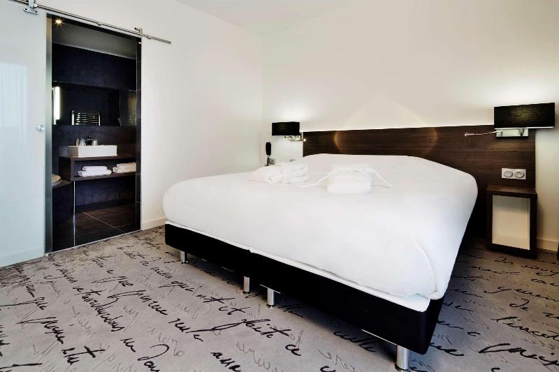 Четырехместный Номер Superior, Kyriad Troyes Centre