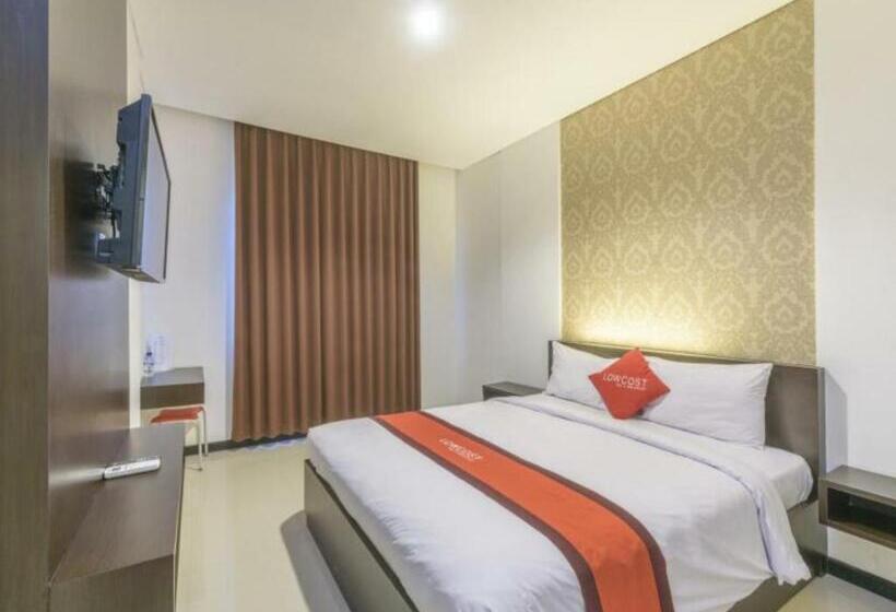 デラックスルーム, Lowcost Bed & Breakfast