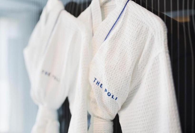 ジュニアスイート, Poli House By Afi Hotels