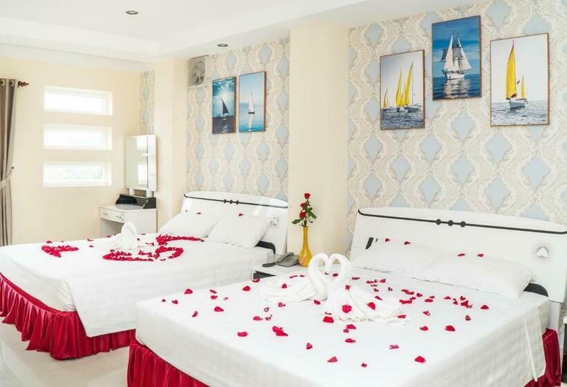 اتاق لوکس خانوادگی, Sun & Sea