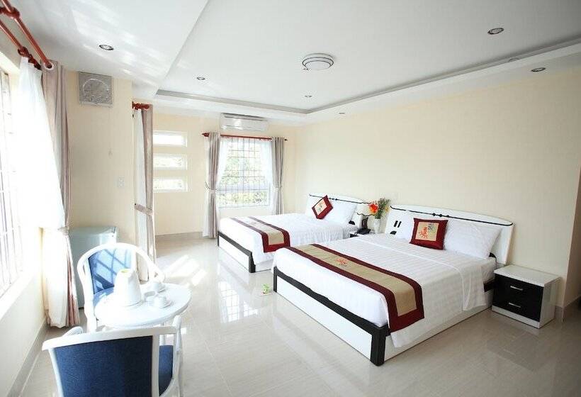 اتاق لوکس, Sun & Sea