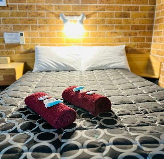 غرفة عائلية, Town And Country Motor Inn