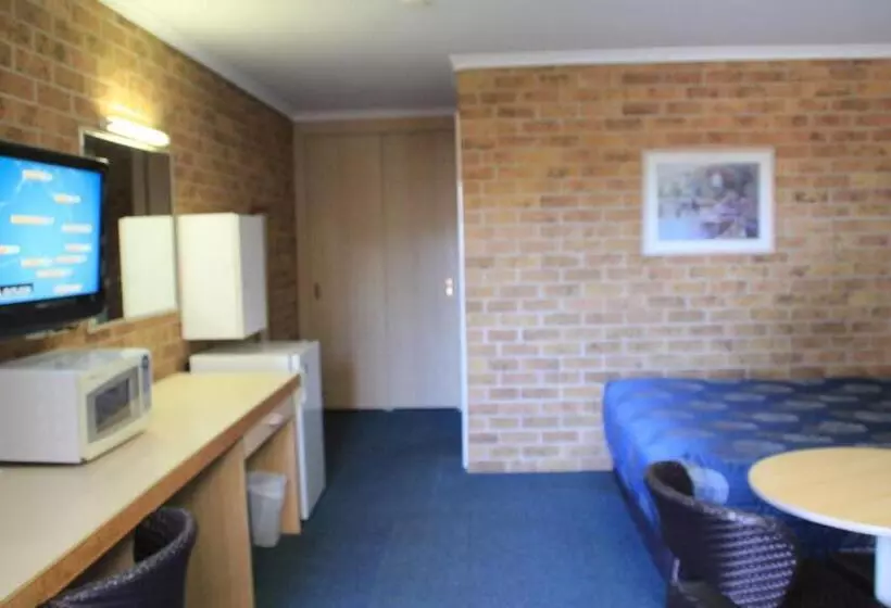 スタンダードルーム, Town And Country Motor Inn