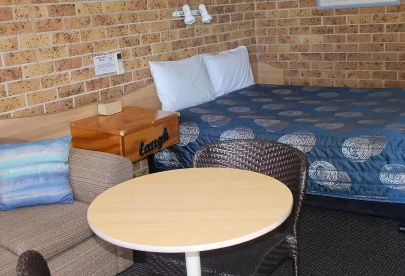 スタンダードルーム, Town And Country Motor Inn