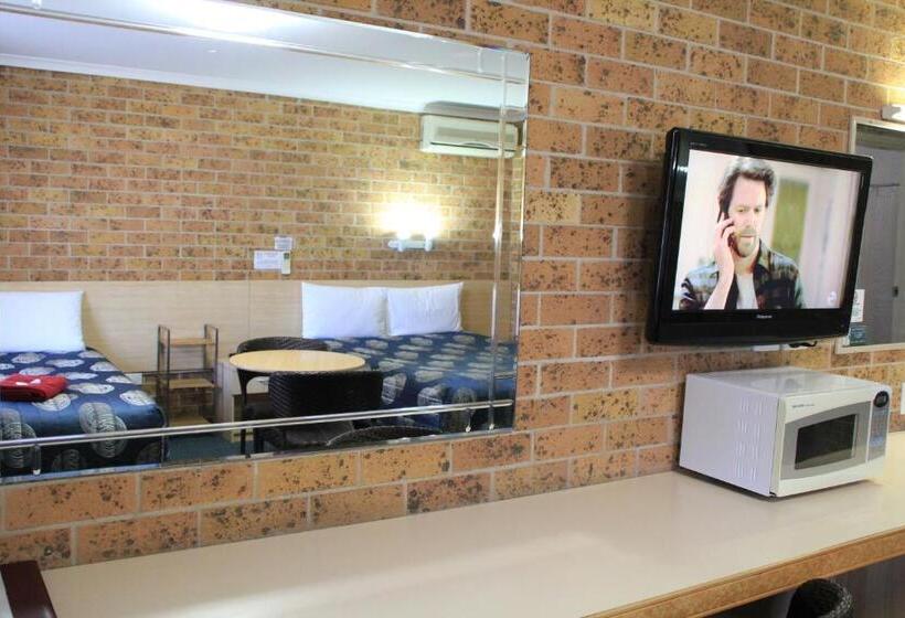 غرفة قياسية لذوى الاحتياجات الخاصة, Town And Country Motor Inn