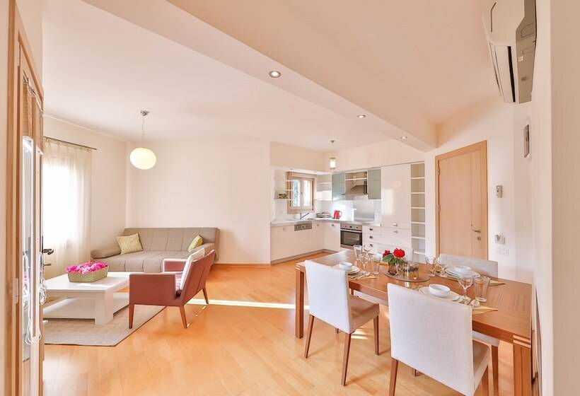 Appartamento Deluxe 2 Camere da Letto, Myndos Residence