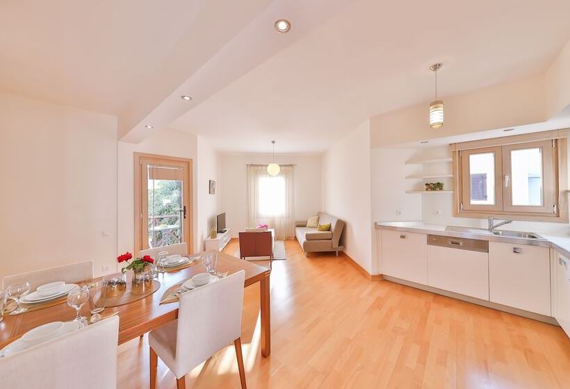 Appartamento Deluxe 2 Camere da Letto, Myndos Residence