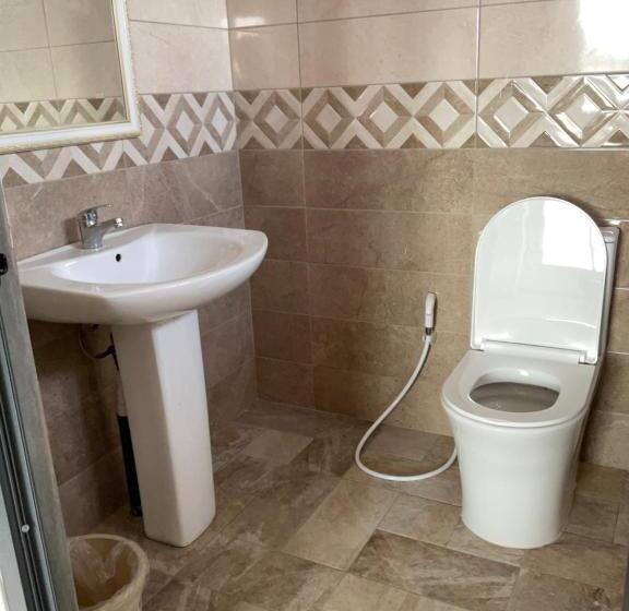 اتاق لوکس یک تخته, Mahe Holiday Resort