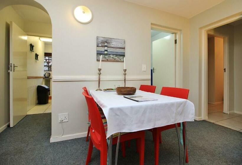 جناح غرفتين نوم, Pelican Lodge Guesthouse