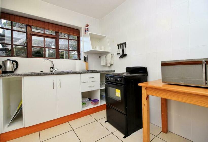 סוויטת 2 חדרי שינה, Pelican Lodge Guesthouse