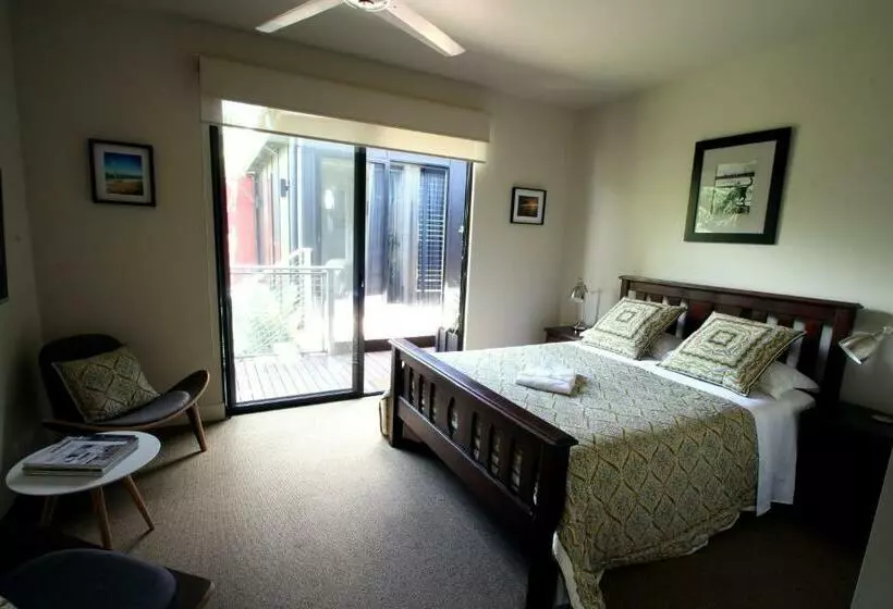スイート, Phoenix Eumundi Bed & Breakfast