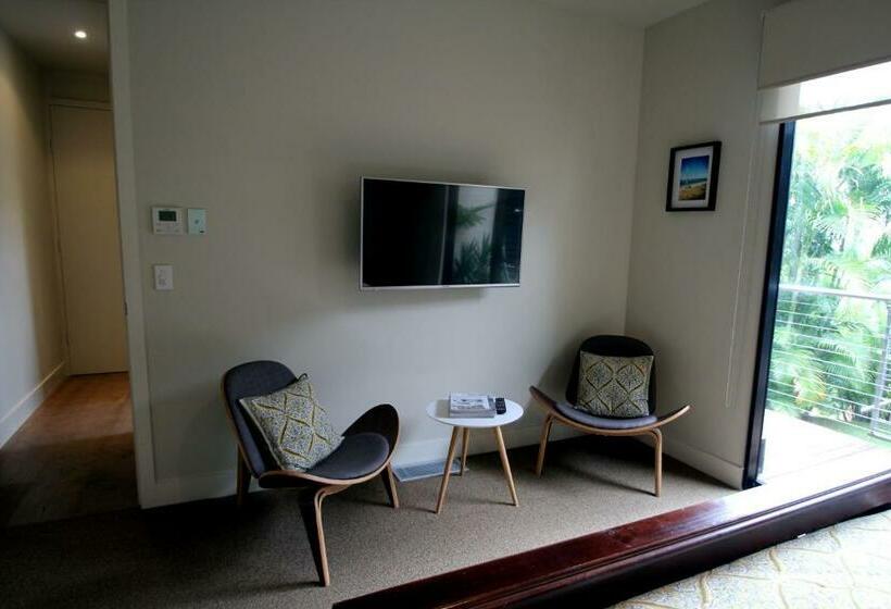 스위트, Phoenix Eumundi Bed & Breakfast