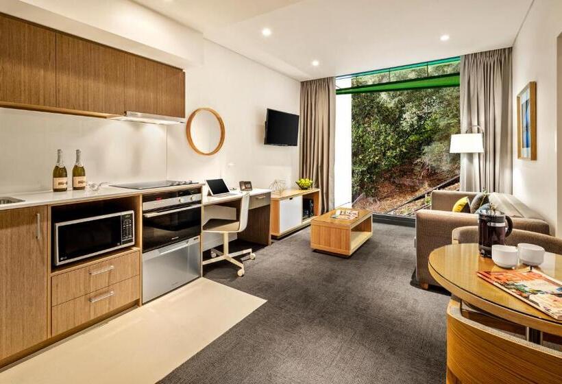 Апартаменты 1 Спальня, Quest Mounts Bay Road