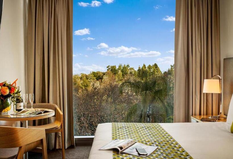 Апартаменты 2 Спальни, Quest Mounts Bay Road