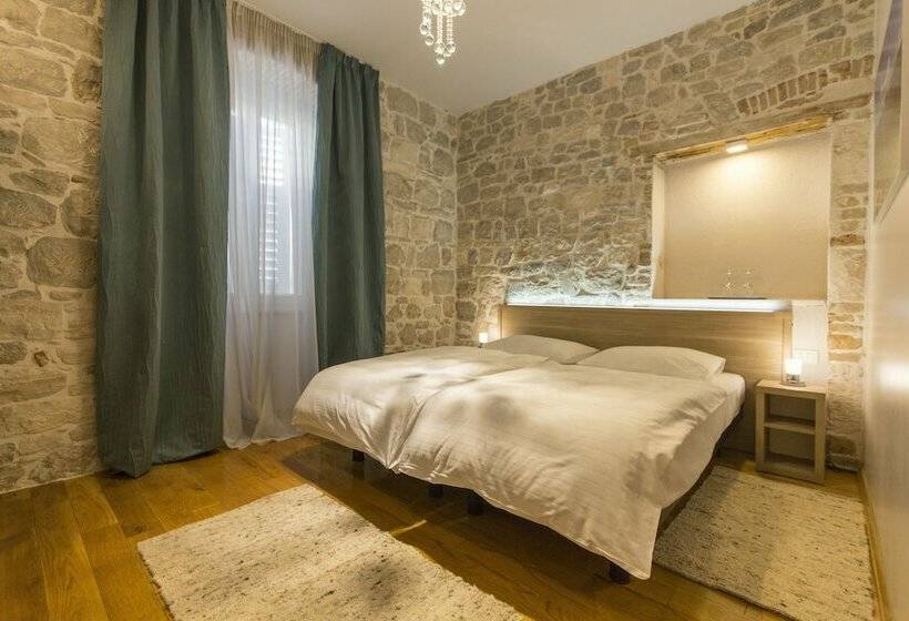 اتاق استاندارد, Tifani Luxury Rooms 2