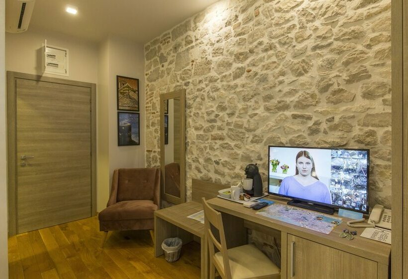 اتاق استاندارد, Tifani Luxury Rooms 2