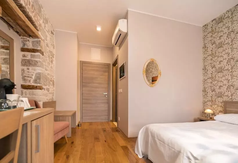 スタンダードルーム, Tifani Luxury Rooms 2