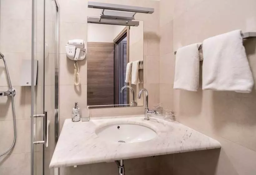 スタンダードルーム, Tifani Luxury Rooms 2