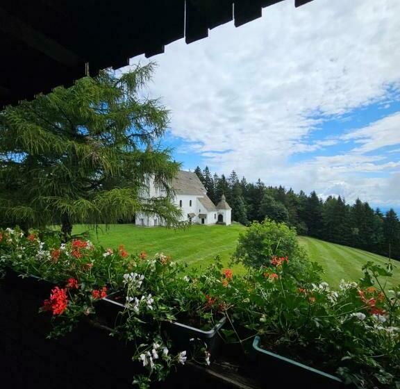 اتاق خانوادگی, Ruška Koča