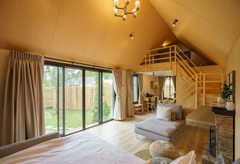 Люкс Дюплекс, Thara Dara Khaoyai