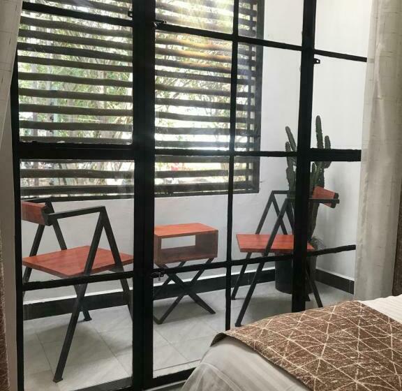 발코니 디럭스 룸, Ingira House 16lda