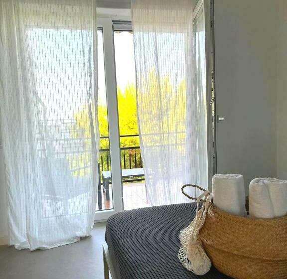 غرفة ديلوكس مطلّة علي البحر مزوَّدة بشُرفة, Il Volo