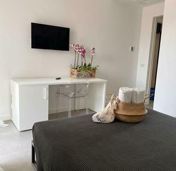 غرفة ديلوكس مطلّة علي البحر مزوَّدة بشُرفة, Il Volo