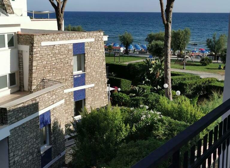 غرفة ديلوكس مطلّة علي البحر مزوَّدة بشُرفة, Il Volo