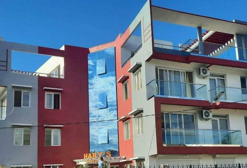 سوئیت با وان آب گرم, Hary S Apart