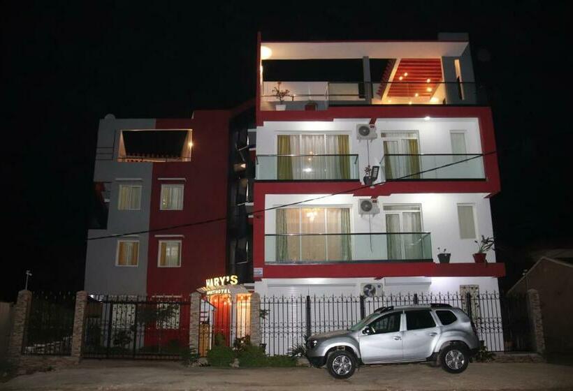 سوئیت با وان آب گرم, Hary S Apart