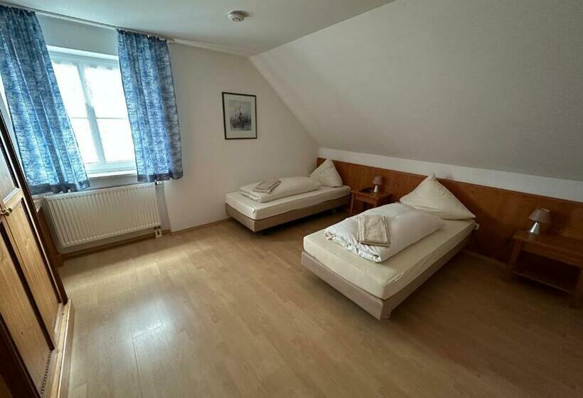 غرفة ديلوكس, Metzgerwirt