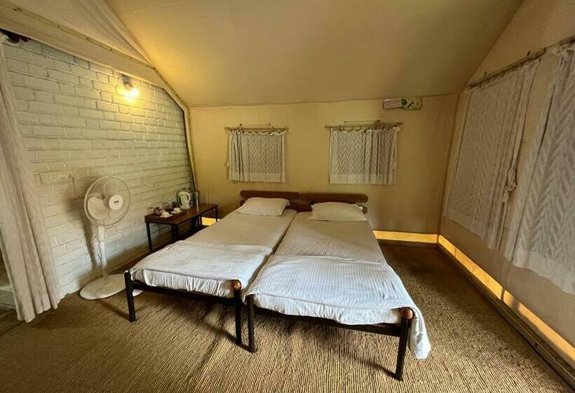 Standard Tent, Olive Farm @ Embassy International Riding School