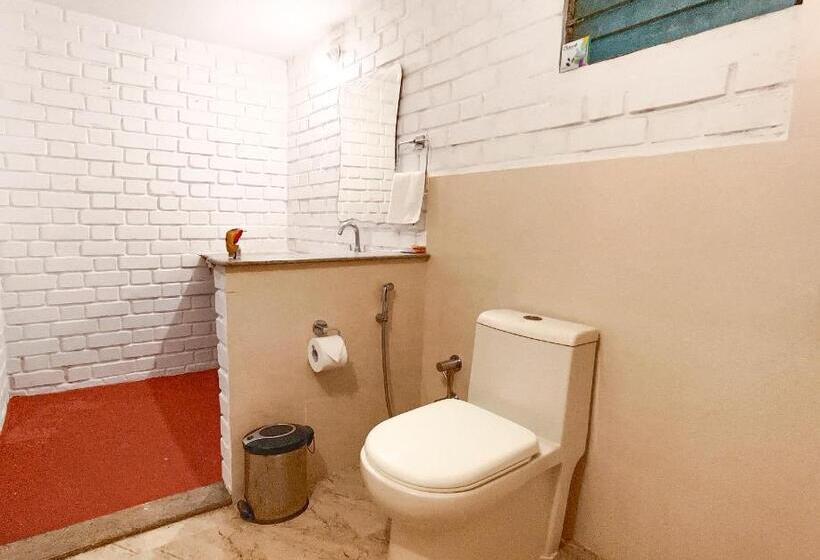 Standard Tent, Olive Farm @ Embassy International Riding School