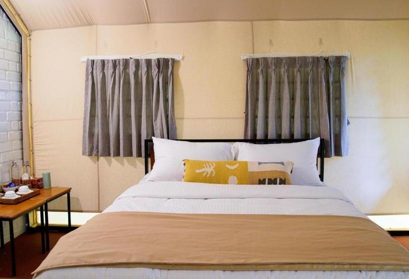 Standard Tent, Olive Farm @ Embassy International Riding School