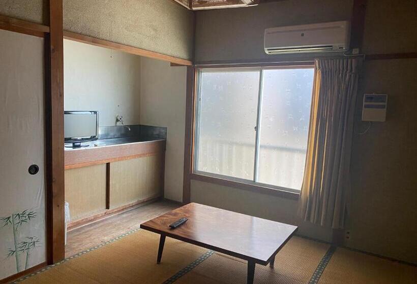 Quarto Quádruplo Estandar, Guest House 長十