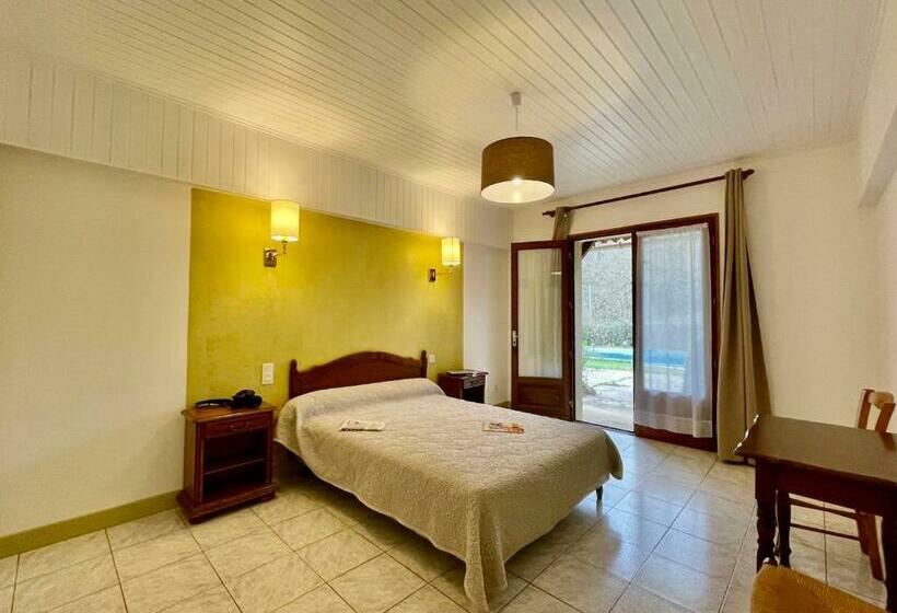 חדר סטנדרט, Ferme Auberge Du Roc