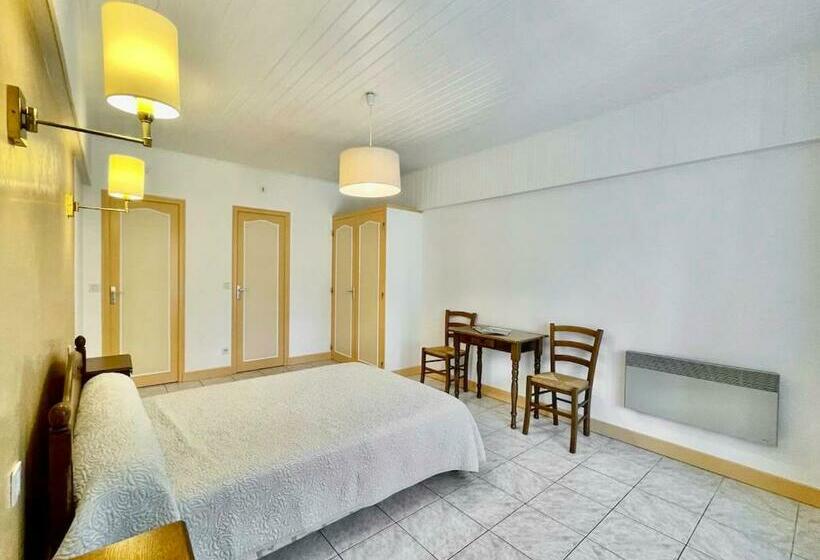 חדר דלוקס, Ferme Auberge Du Roc