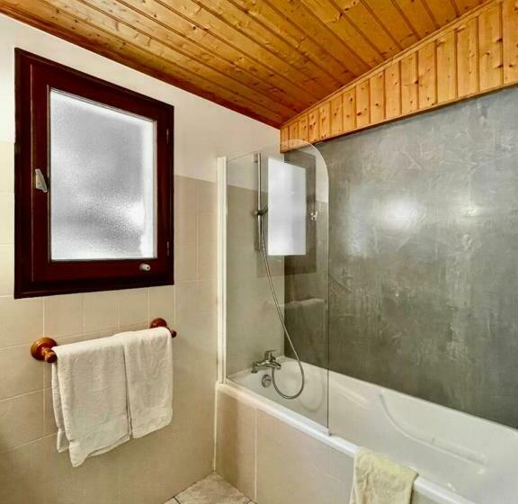Четырехместный Номер Стандарт, Ferme Auberge Du Roc