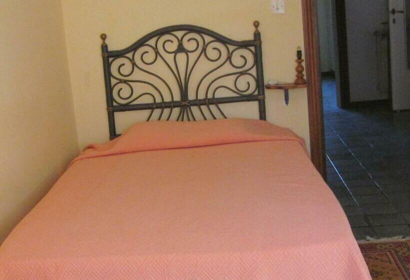 اتاق استاندارد یک نفره, Bed&breakfast Le Valli Del Cerrano