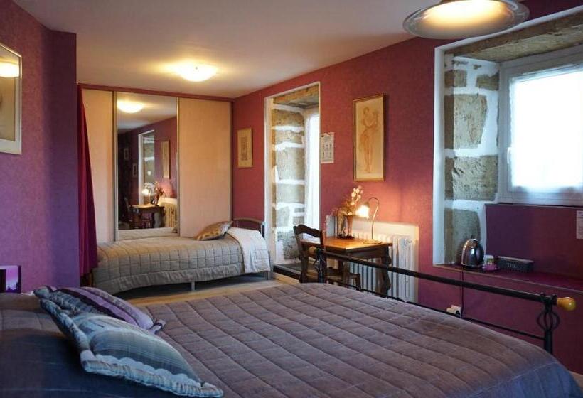 غرفة قياسية مع حمام خارجي, Gite Le Bedigas