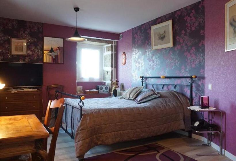 Standard room with outdoor bath, Gite Le Bedigas