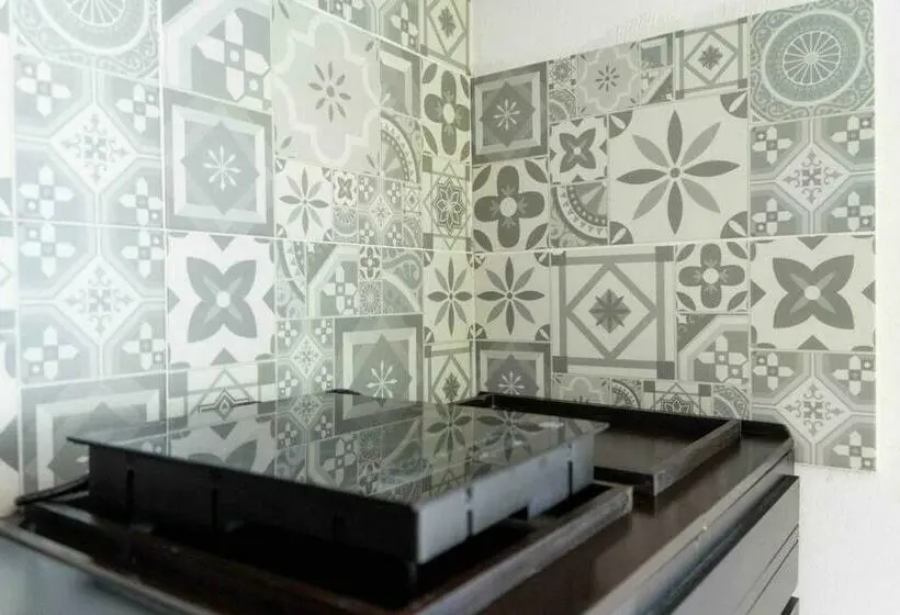 Economy-huone, Suites Apodaca