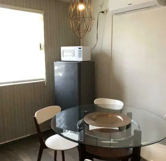 Huoneisto 1 Makuuhuone, Suites Apodaca
