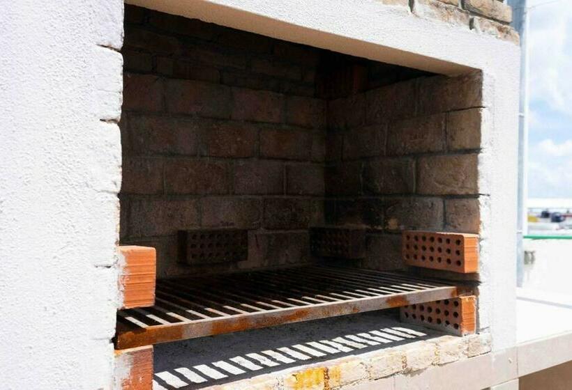 带共用浴室的标准房间, Suites Apodaca