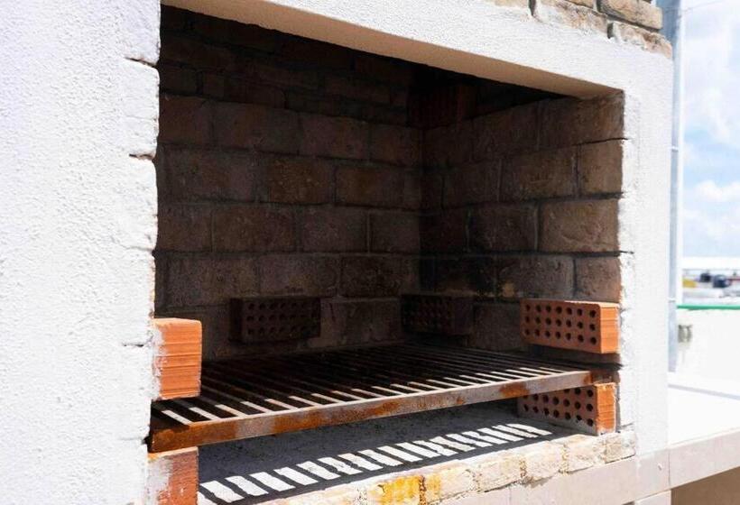 经济四人房间, Suites Apodaca