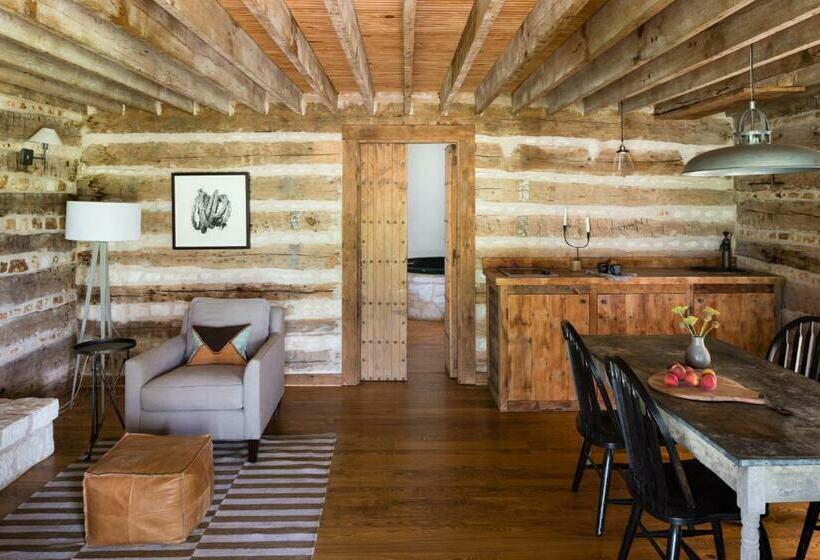 Хижина, Contigo Ranch Fredericksburg