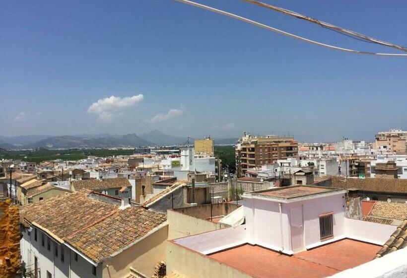 Апартаменты 3 Спальни, Old Town Oliva Guest Apartment